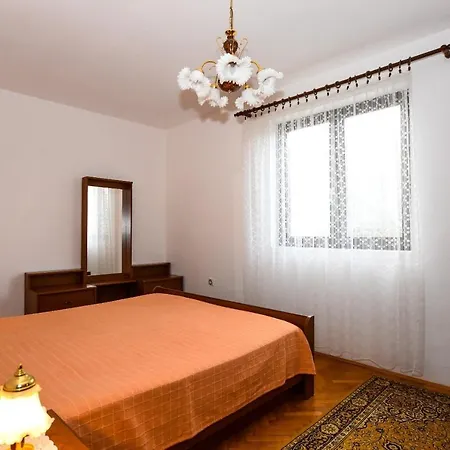 Luce - Family Friendly & Parking Apartmán