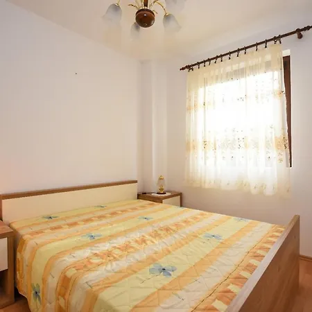 Luce - Family Friendly & Parking Apartmán Pag Town