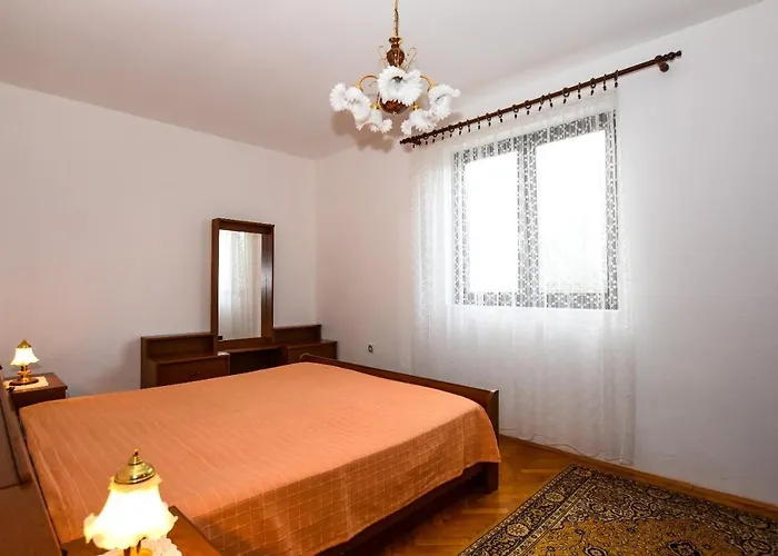 Luce - Family Friendly & Parking Apartman