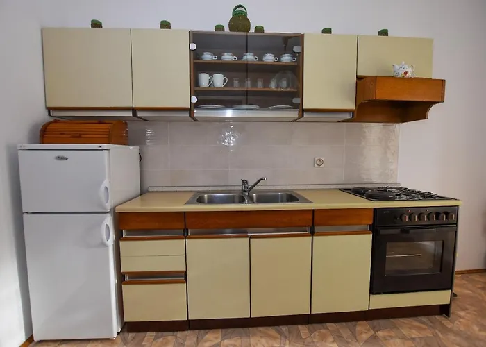 Luce - Family Friendly & Parking Apartman Pag Town