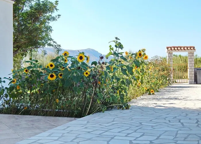 Luce - Family Friendly & Parking Appartement Pag Town