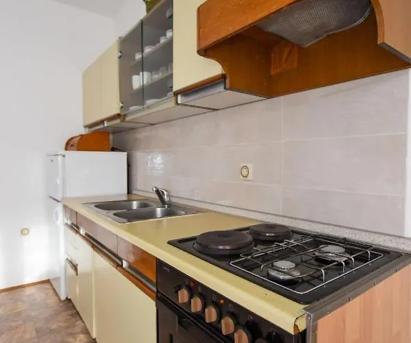 Luce - Family Friendly & Parking Appartement *
