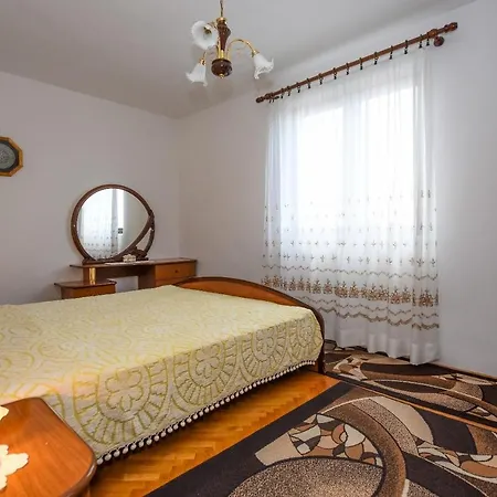 Luce - Family Friendly & Parking *